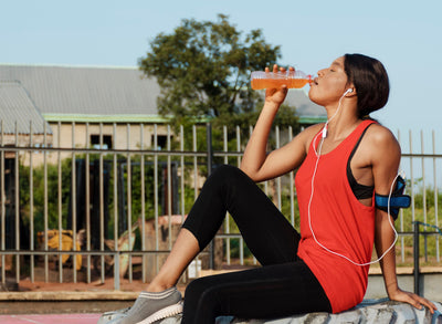 On a comparé les meilleures boissons de sport faites au Québec